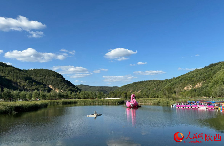 南泥灣國(guó)家濕地公園一隅。 人民網(wǎng) 吳德鋒攝