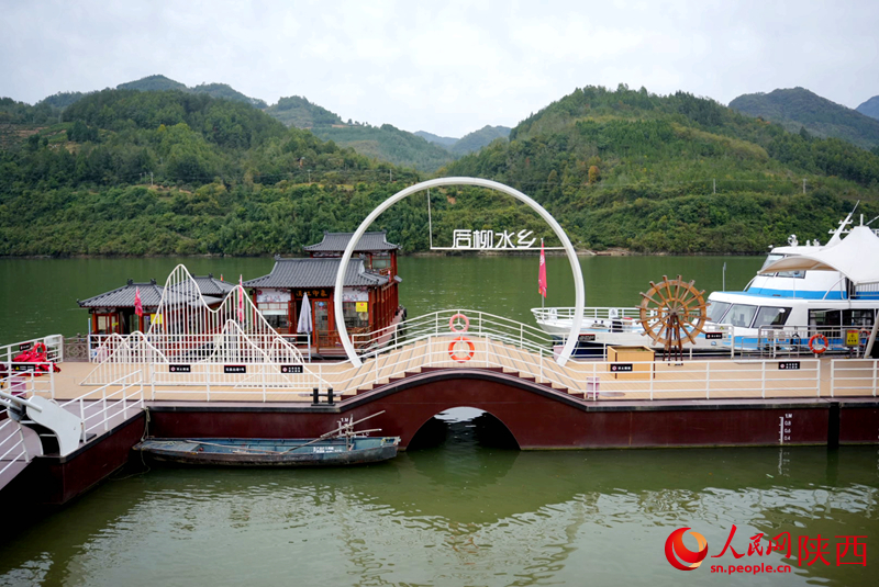 石泉縣后柳鎮(zhèn)碼頭。人民網(wǎng)記者 李志強攝